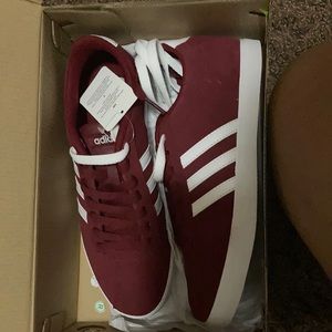 Adidas Neo size 7.5